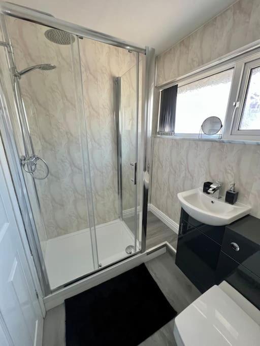 Welsh Getaway Home No 2 - 10 Mins To Bike Park Wales マーサー・ティドビル エクステリア 写真